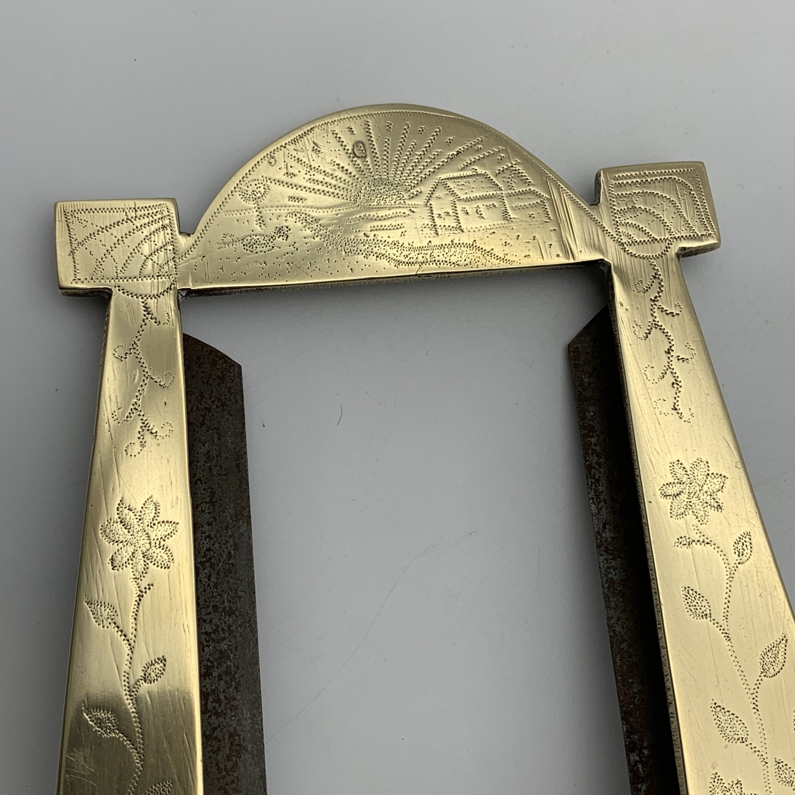 WW1 – POW/Trench Art Brass Photo Frame (ROUEN 1918) - Image 2