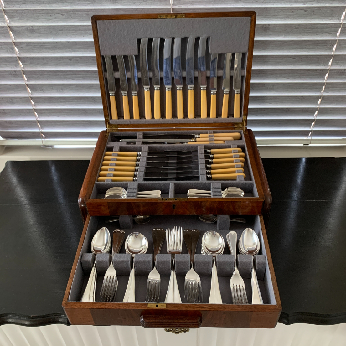 Large Art Deco Canteen of Cutlery (Sheffield - 87 Piece) - Image 5