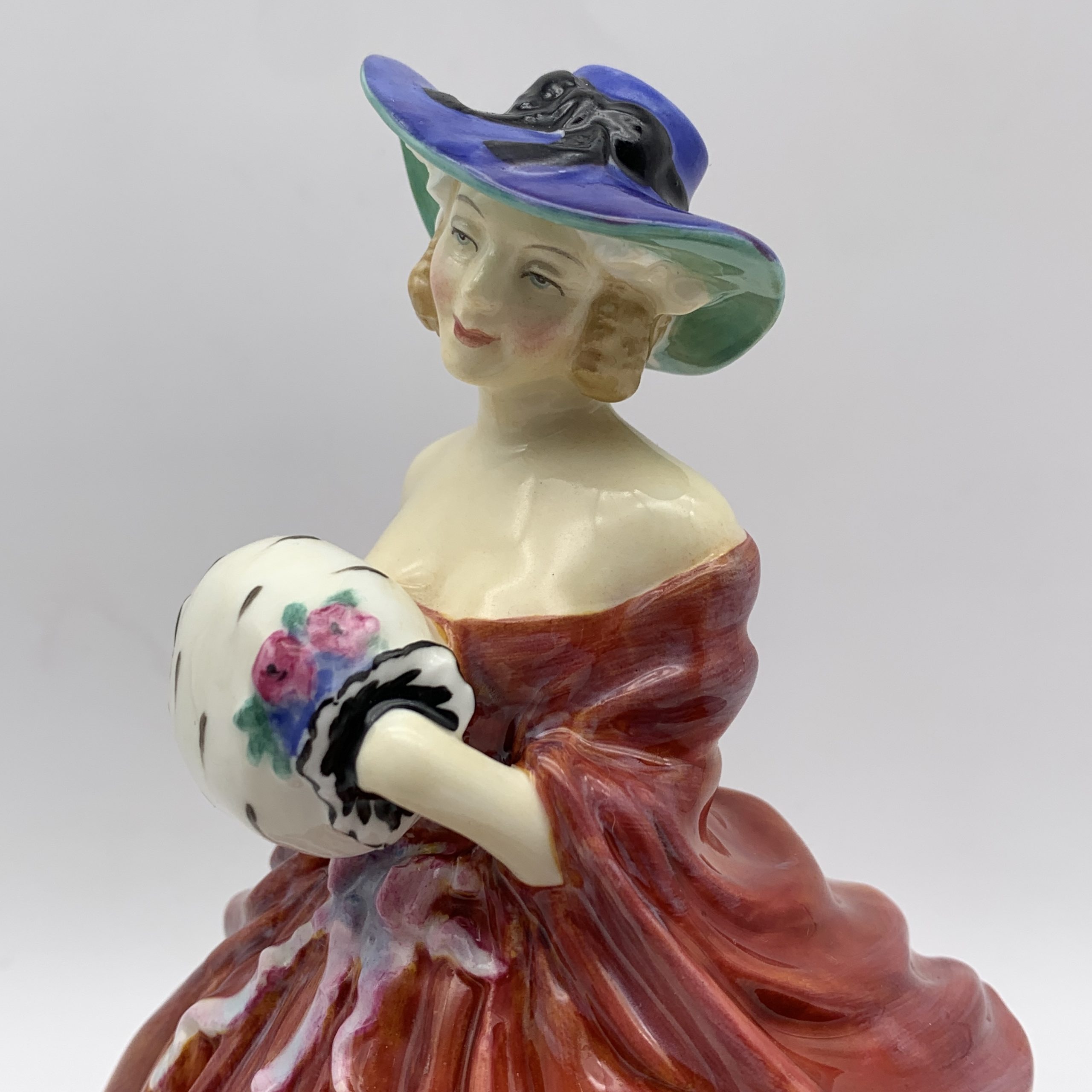 Early Royal Doulton ‘Genevieve’ Figurine (HN 1962) - Image 2