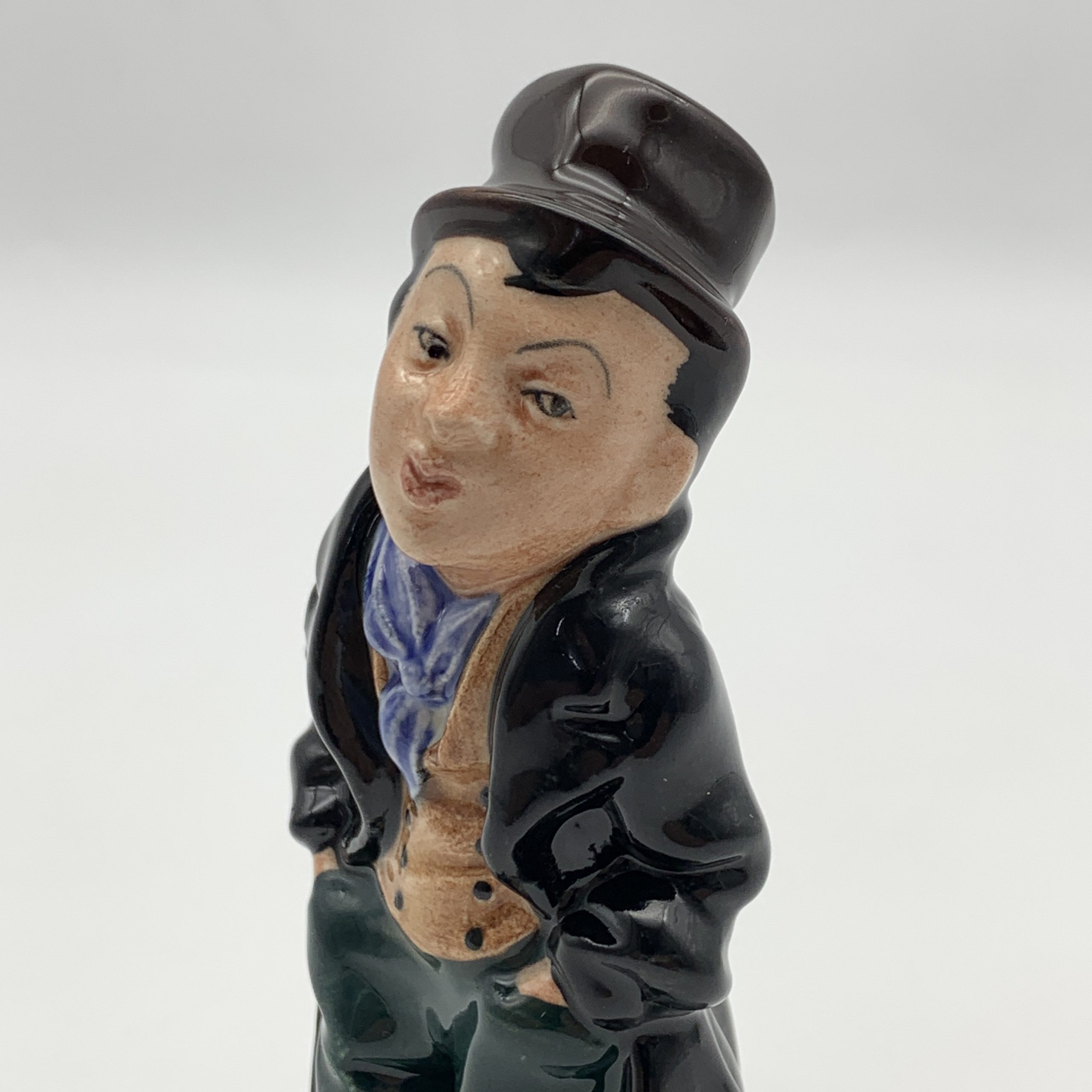 R/Doulton ‘Artful Dodger’ Dickens Figure - Image 2