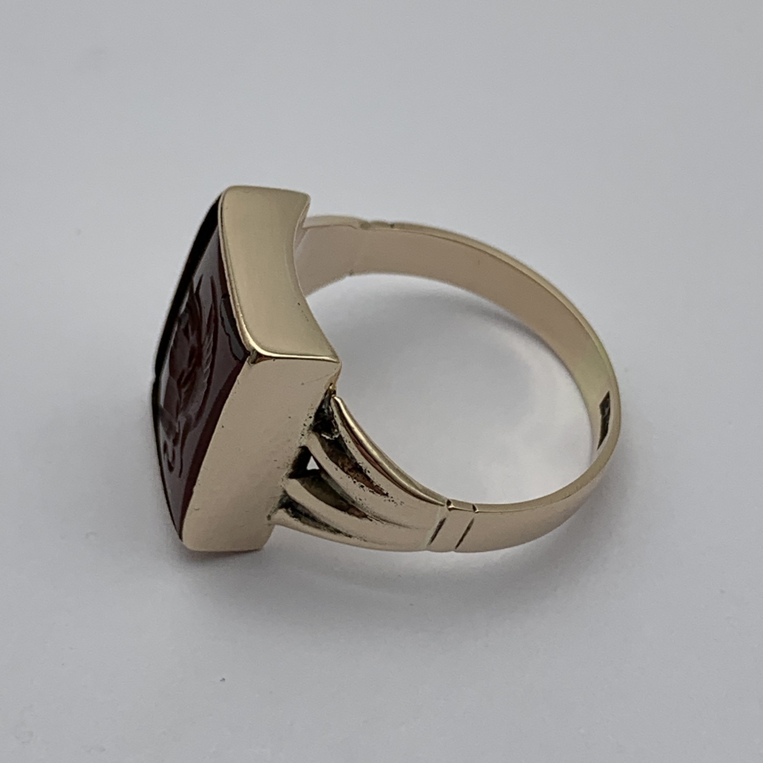 Antique 9ct Gold Carnelian ‘Intaglio’ Gents Seal Ring - Image 4
