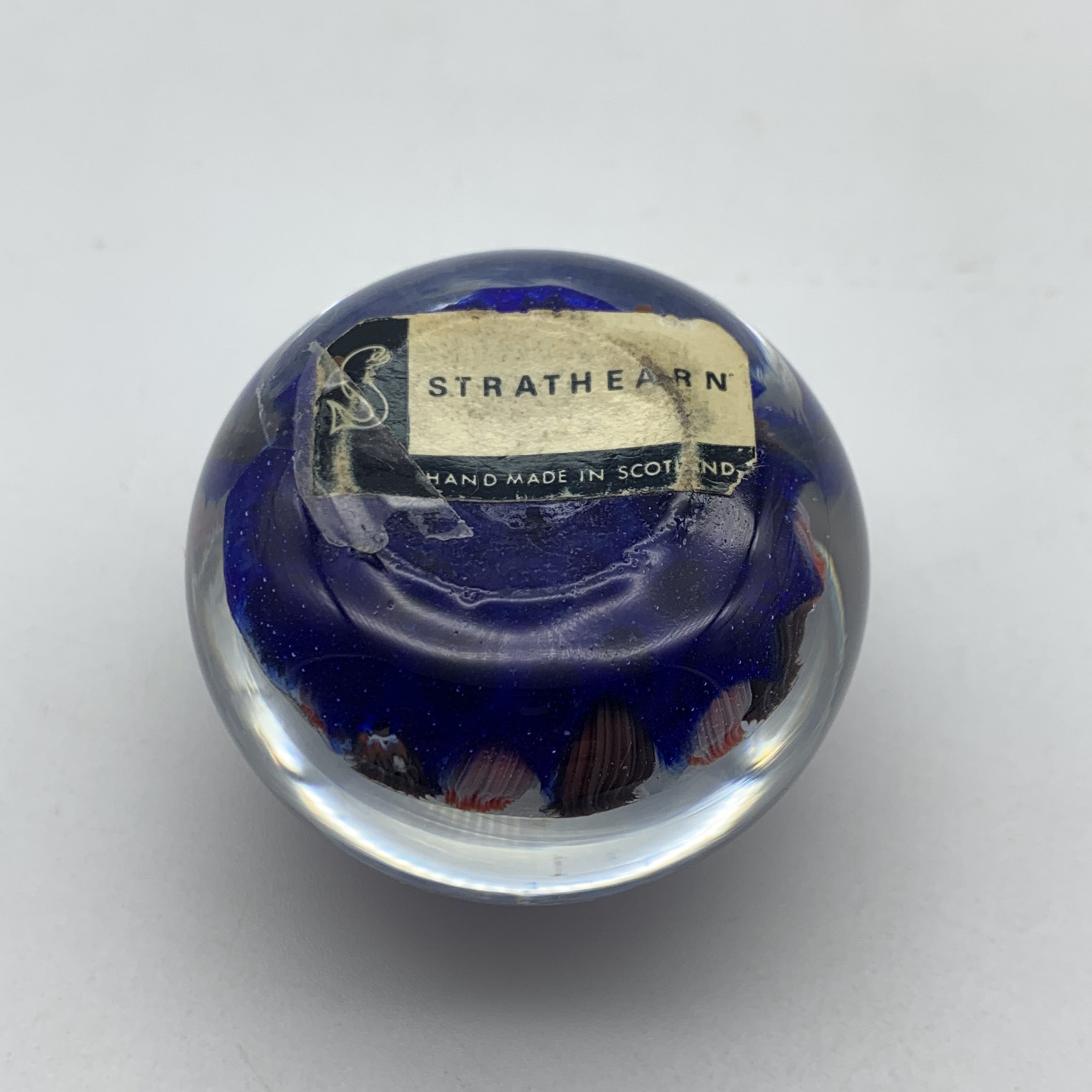Vintage Scottish ‘Strathearn’ Glass Paperweight - Image 4