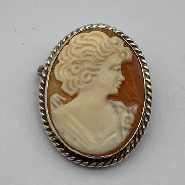 Vintage Silver Cameo Brooch/Pendant